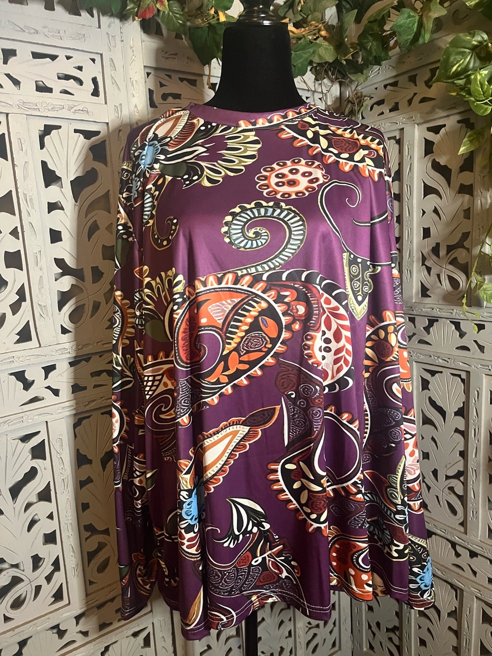 VIBRANT PURPLE & MULTICOLOR PSYCHEDELIC PAISLEY LONG SLEEVE PLUS SIZE TOP